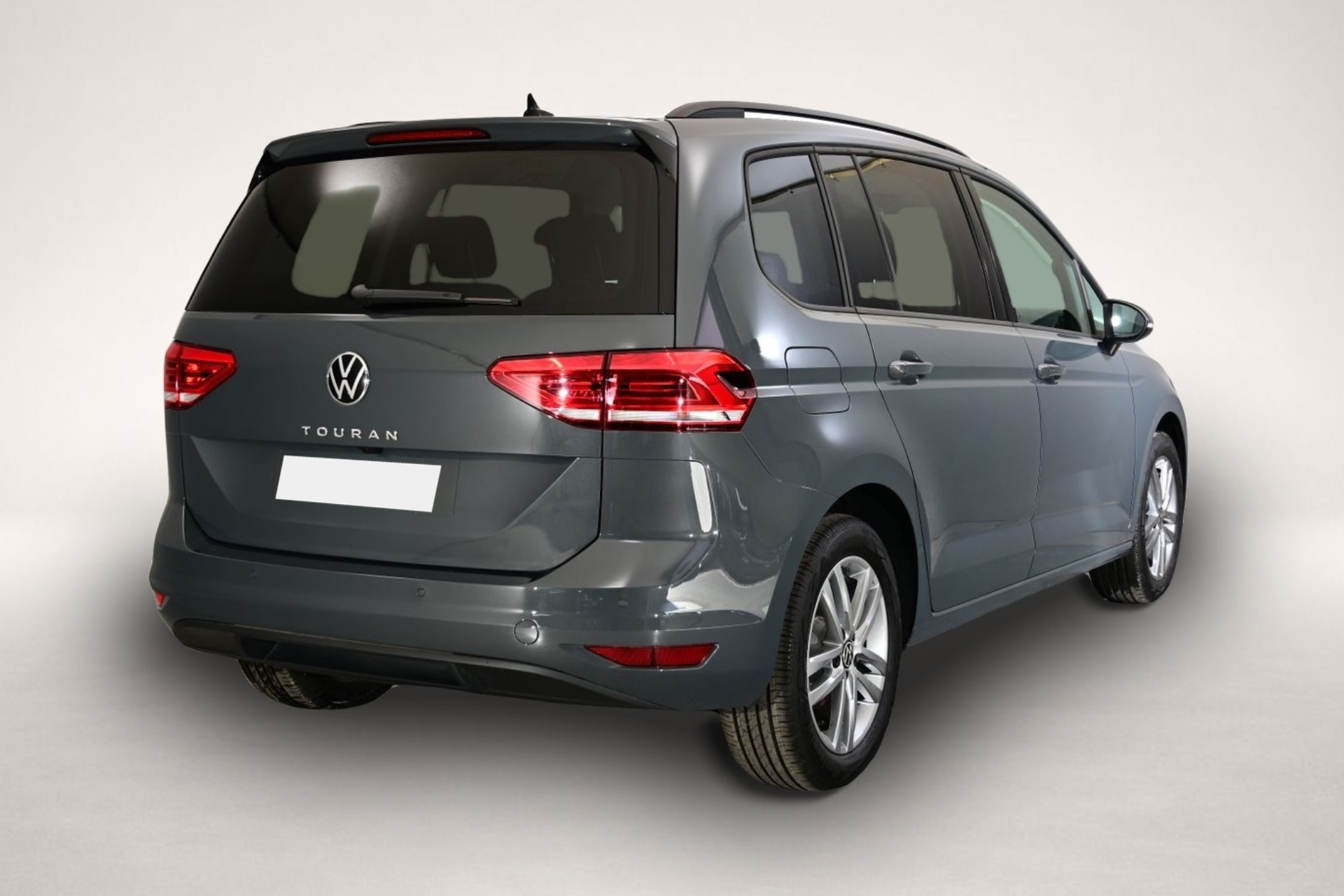 Volkswagen Touran (04/2026, Benzin)