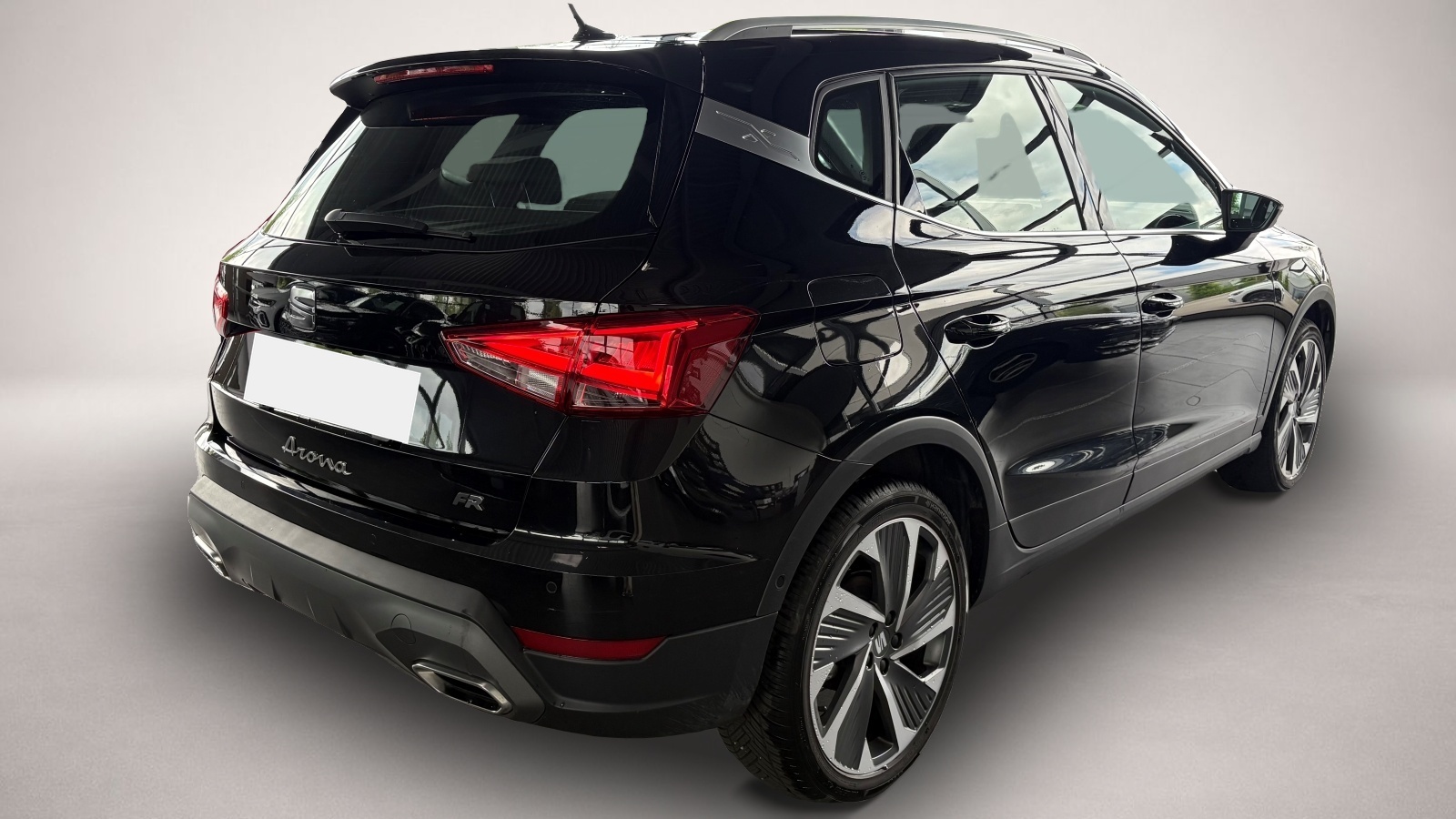 Seat Arona (04/2025, Benzin)