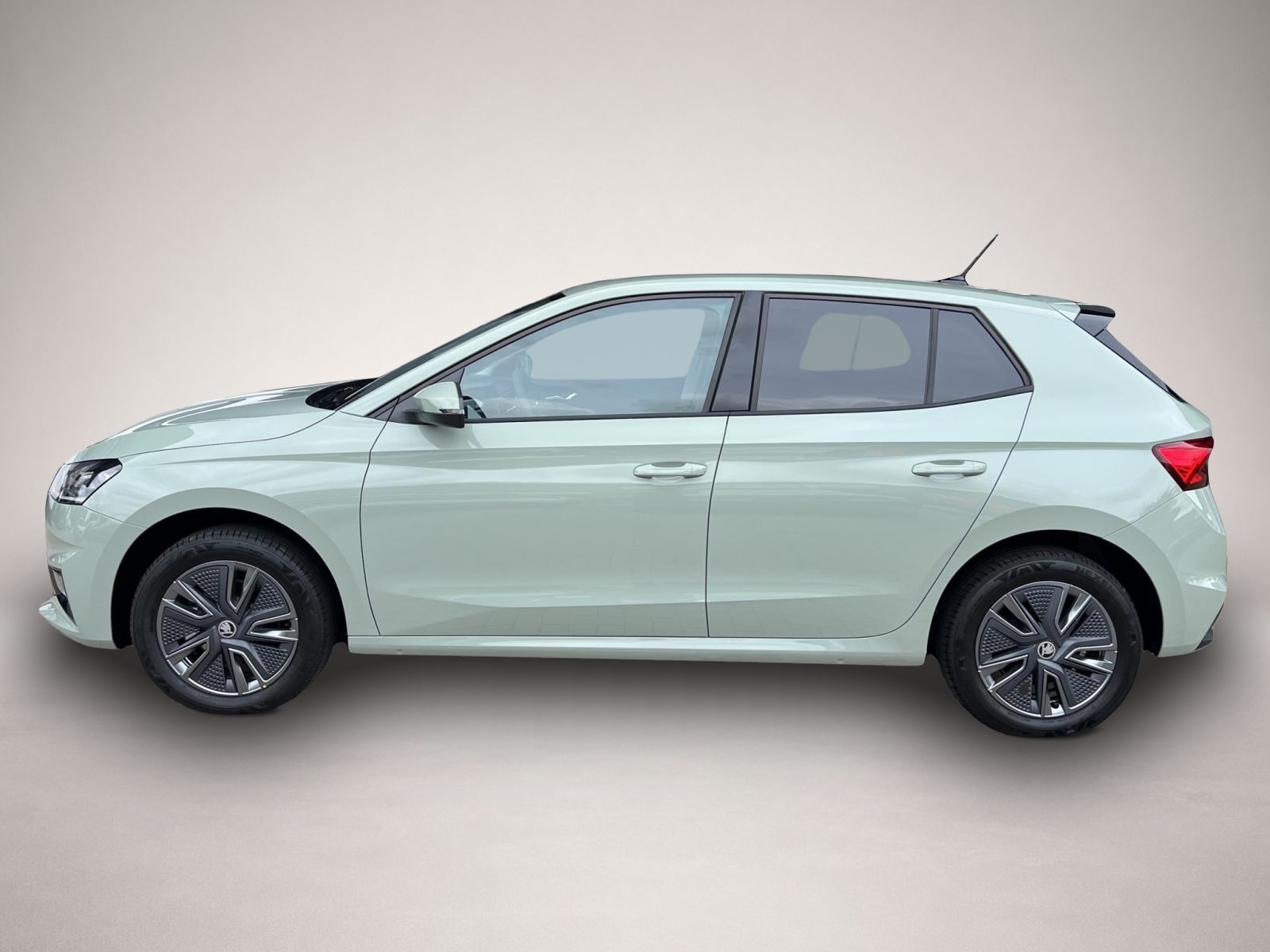Skoda Fabia, image 2 of 8