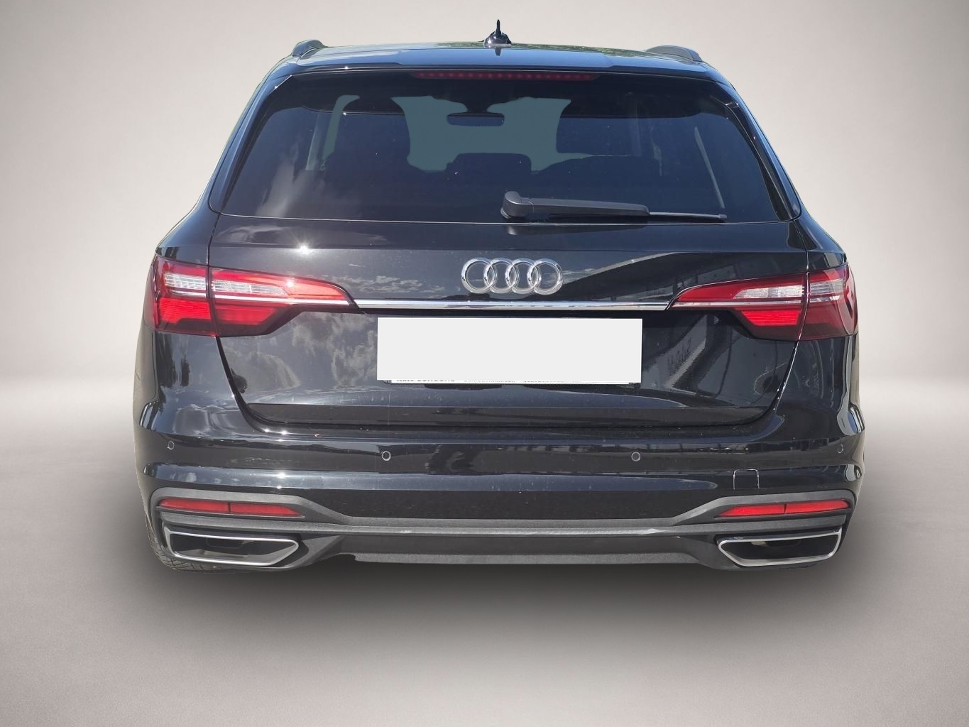 Audi A4 (04/2022, )