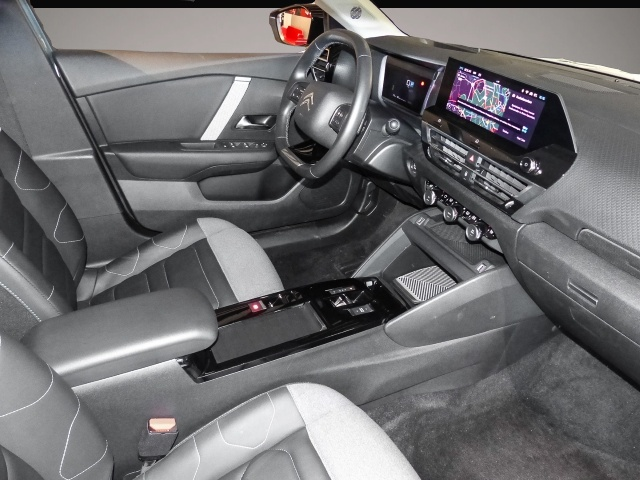 Citroen C4 (01/2024, Benzin)