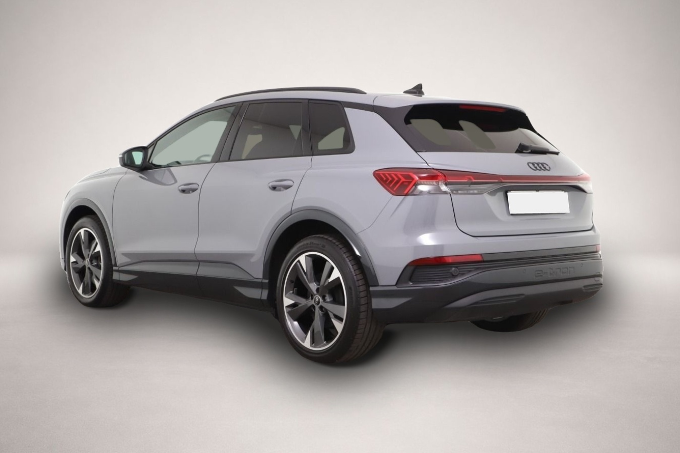 Audi Q4 e-tron (09/2025, ELECTRIC)