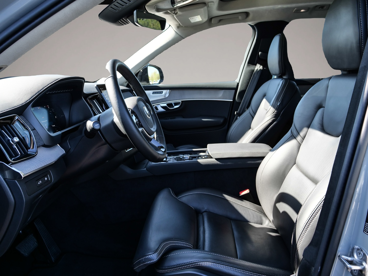 Volvo XC90 (06/2025, Hybrid (Benzin/Elektro))