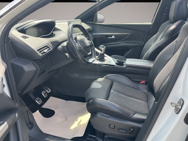 Peugeot 5008 (08/2017, Diesel)