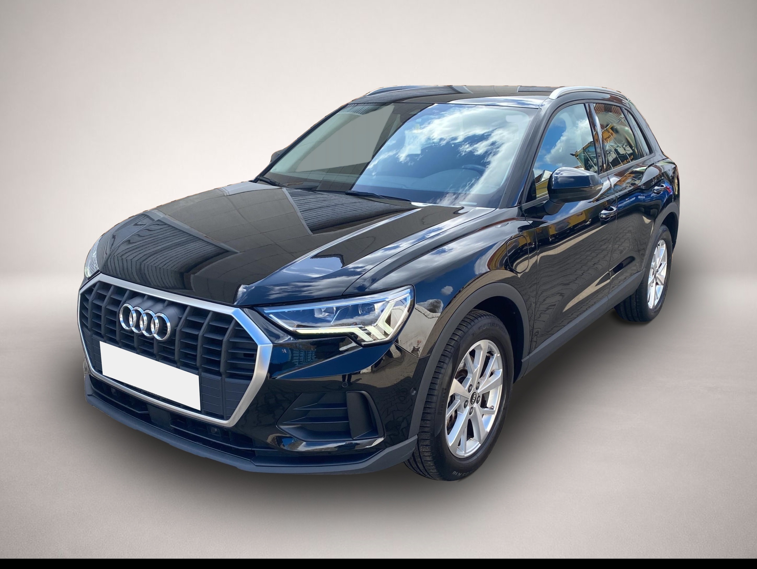 Audi Q3 (02/2021, )