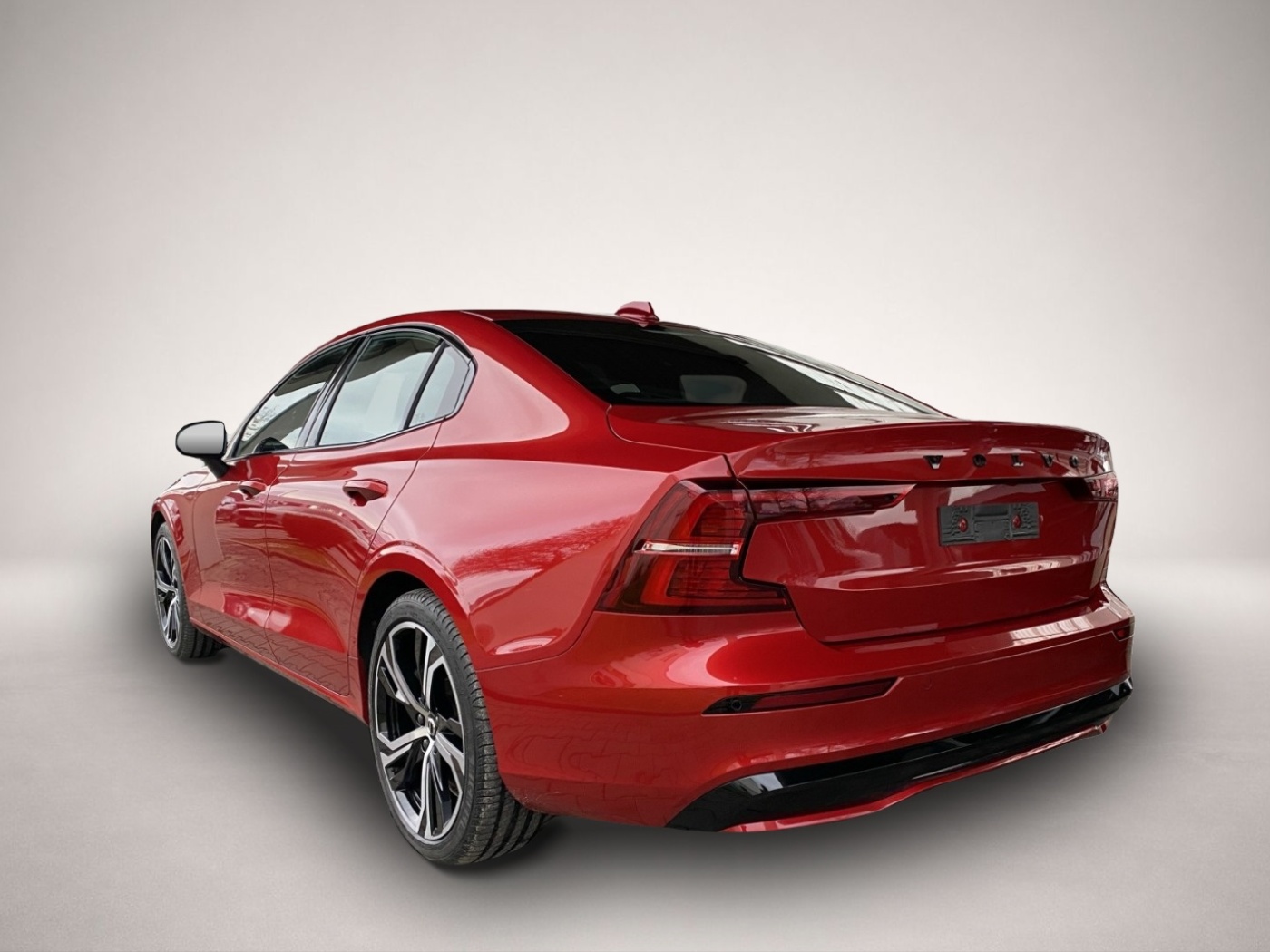 Volvo S60 (12/2023, Benzin)