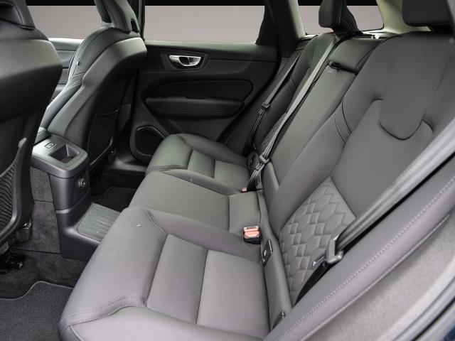 Volvo XC60 (07/2025, Hybrid (Benzin/Elektro))