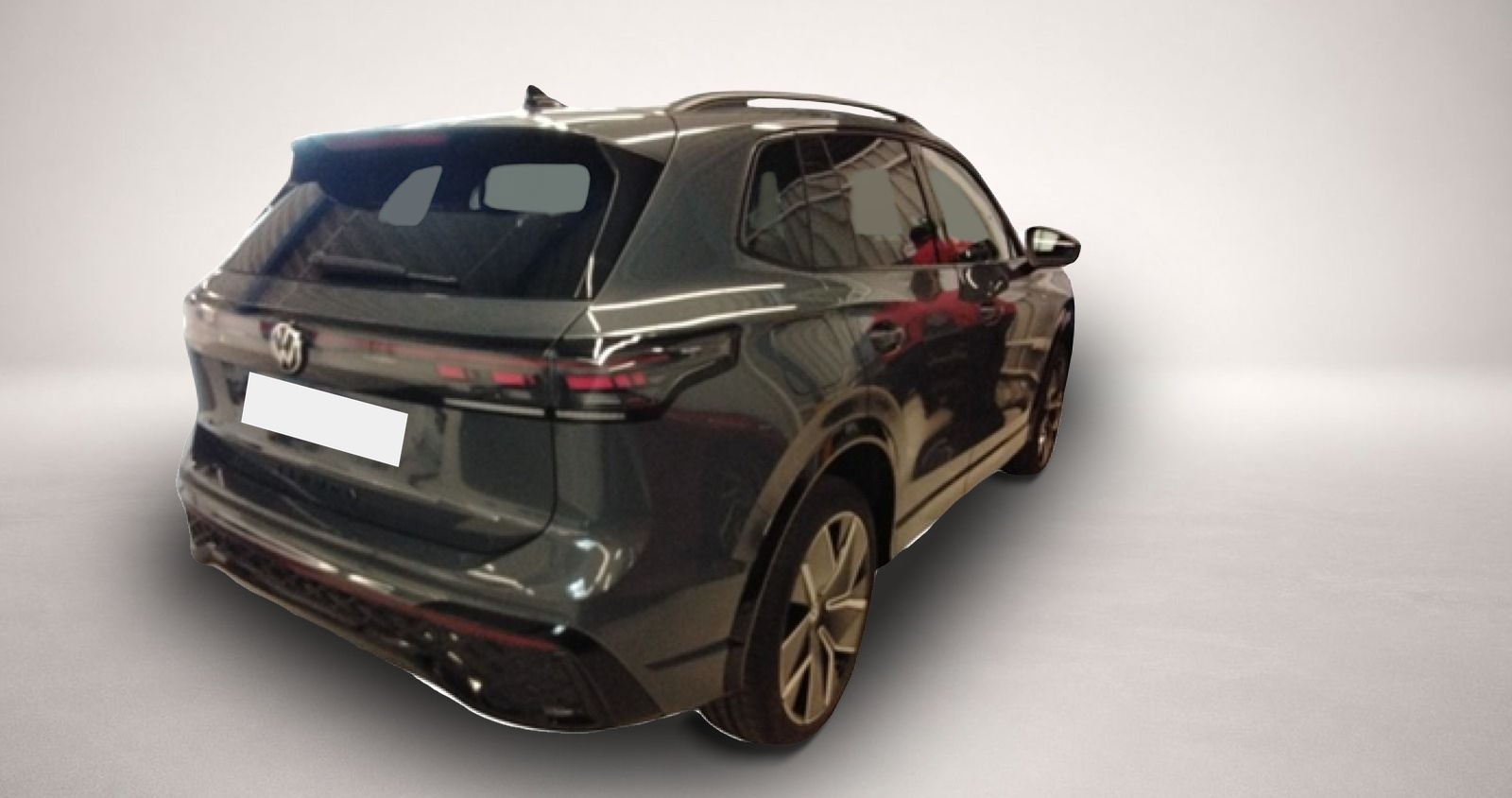 Volkswagen Tiguan (12/2025, Benzin)