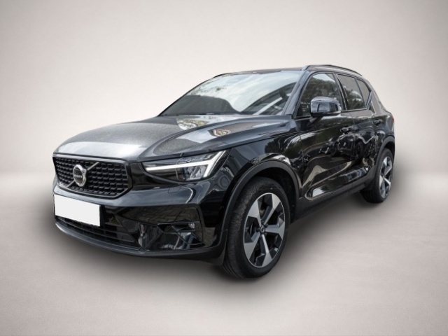 Volvo XC40 (01/2023, Benzin)
