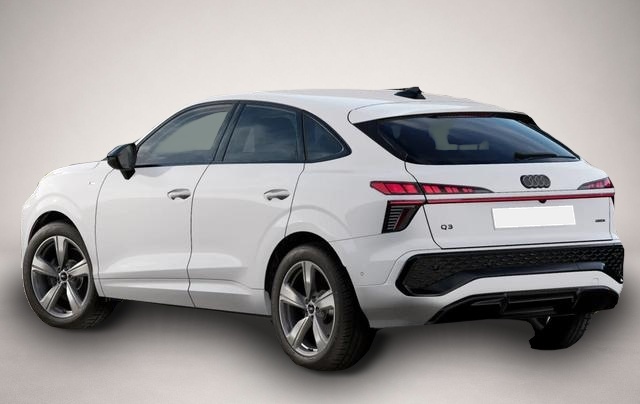 Audi Q3 (07/2026, Benzin)