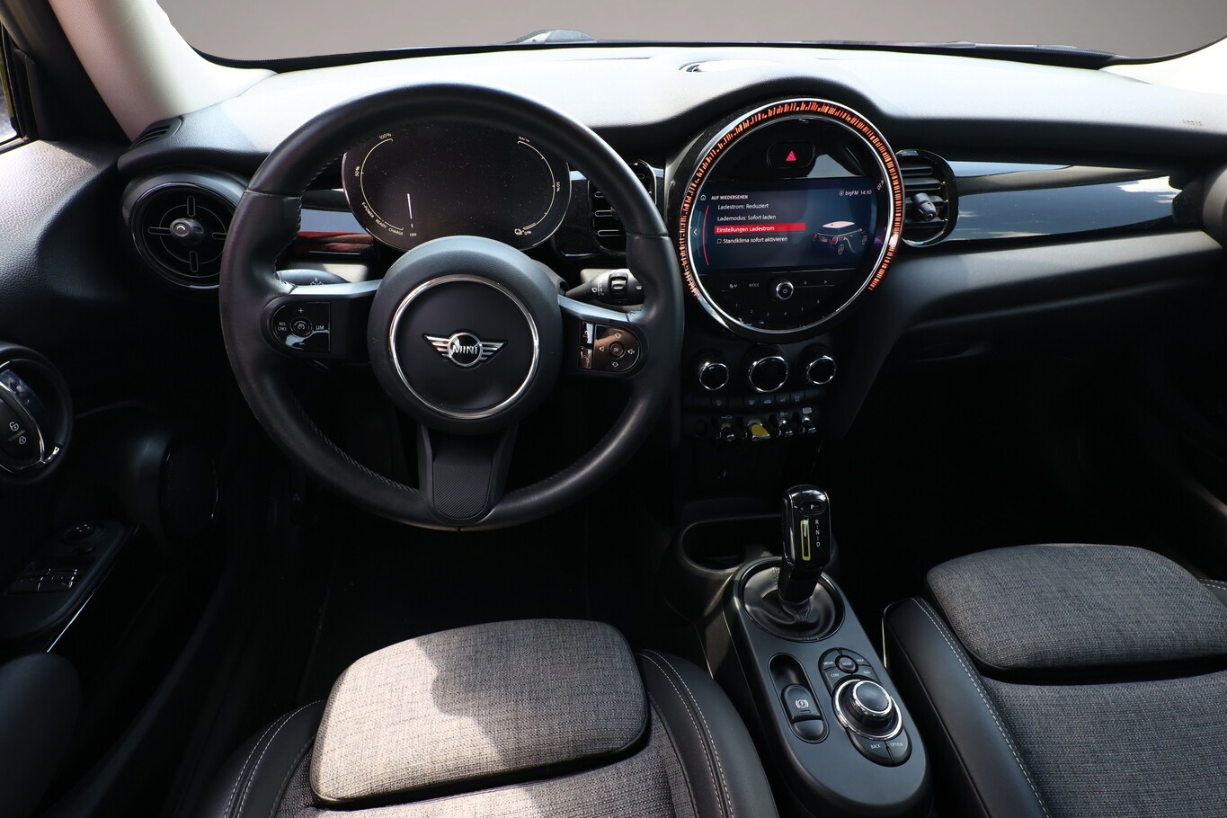 Mini Cooper SE (08/2021, ELECTRIC)