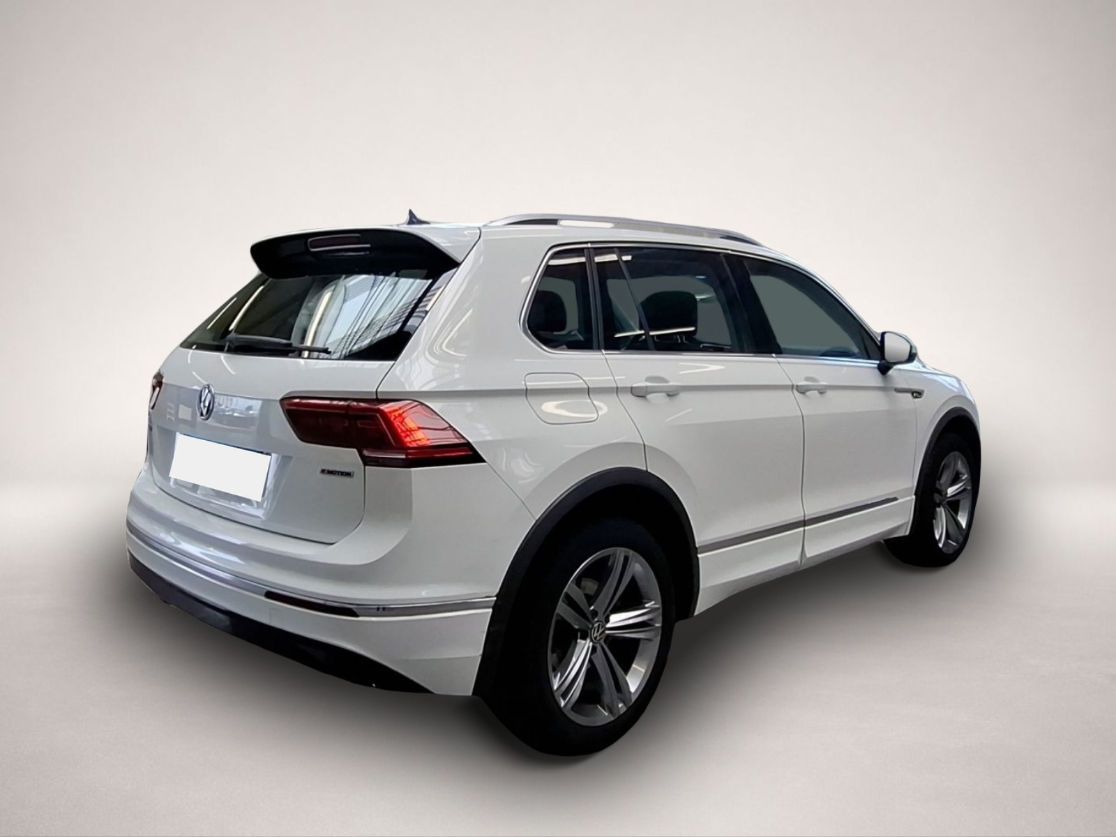 Volkswagen Tiguan (07/2020, Benzin)