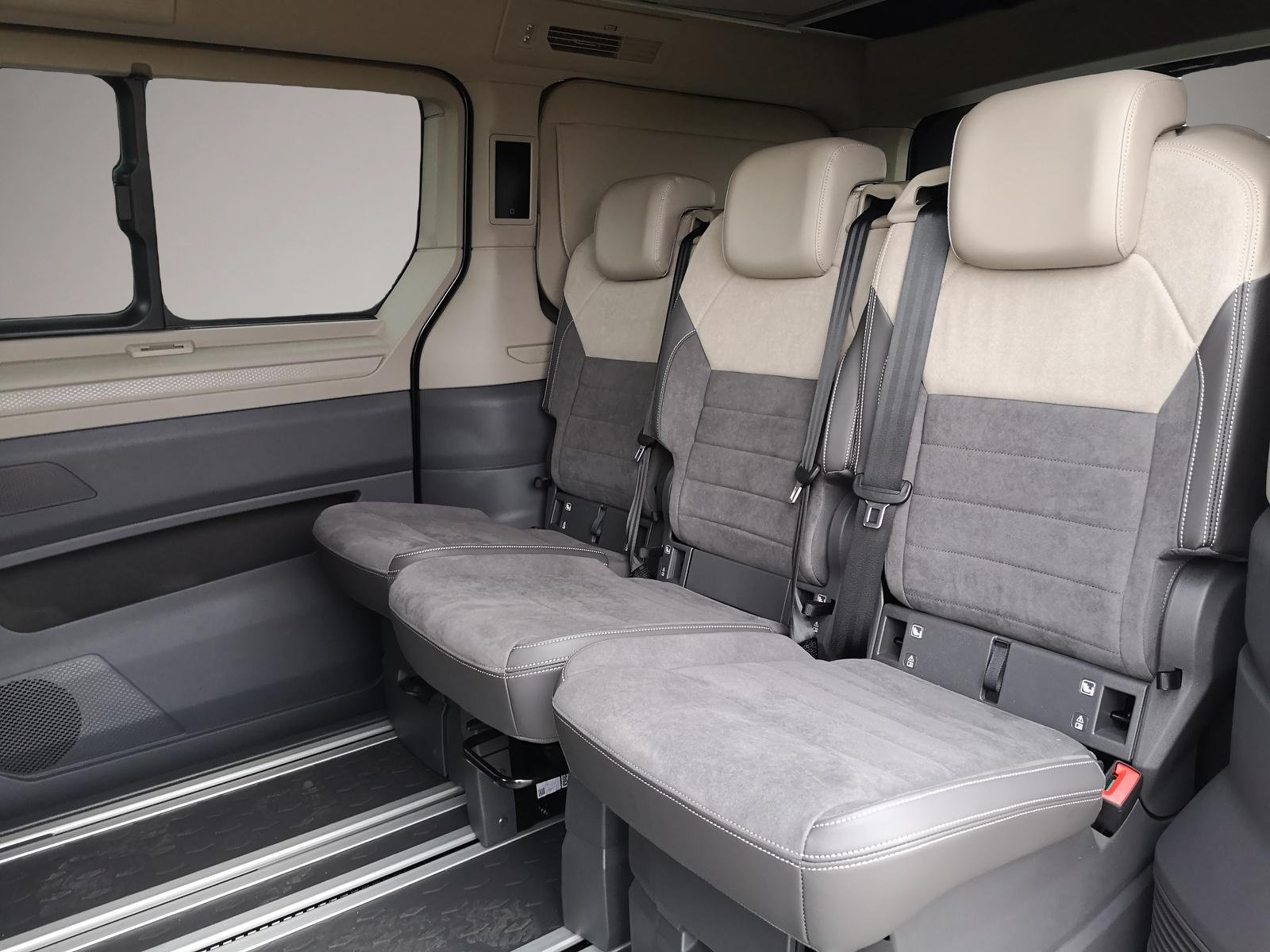Volkswagen T7 California (07/2026, Diesel)