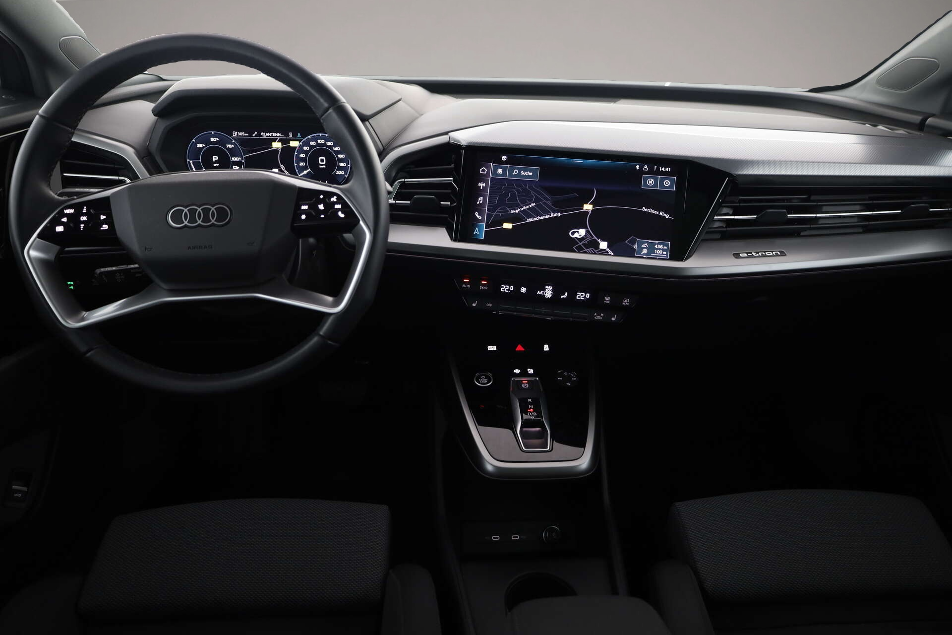 Audi Q4 e-tron (03/2024, ELECTRIC)