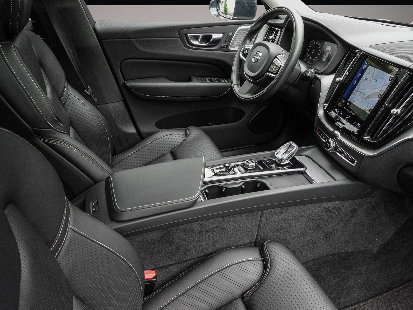Volvo XC60 (05/2021, )