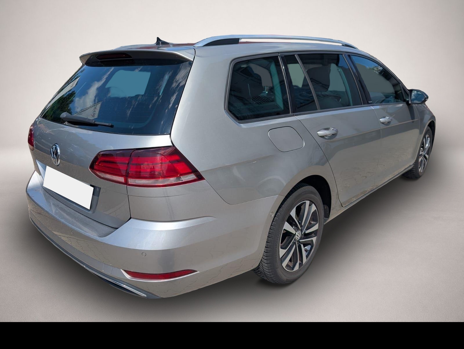 Volkswagen Golf (01/2020, Benzin)