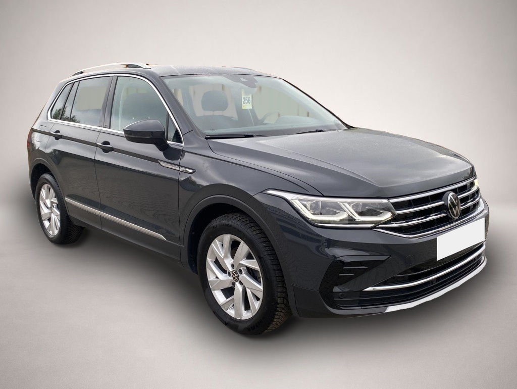 Volkswagen Tiguan (01/2024, Benzin)