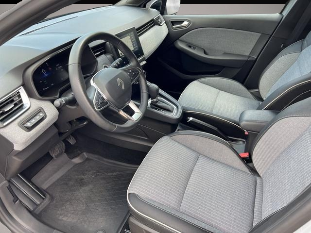 Renault Clio (04/2025, Benzin)