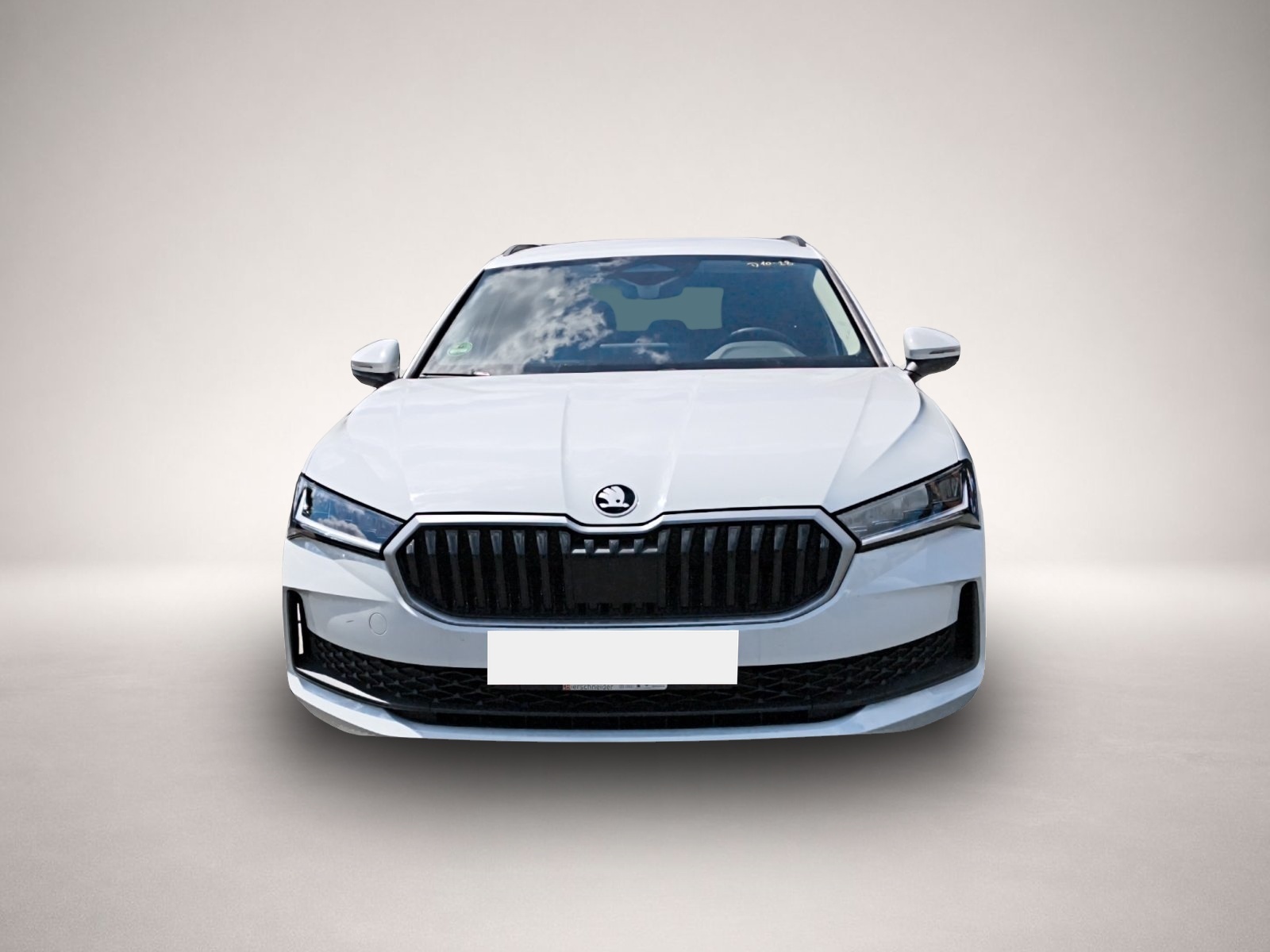 Skoda Superb (09/2025, Benzin)