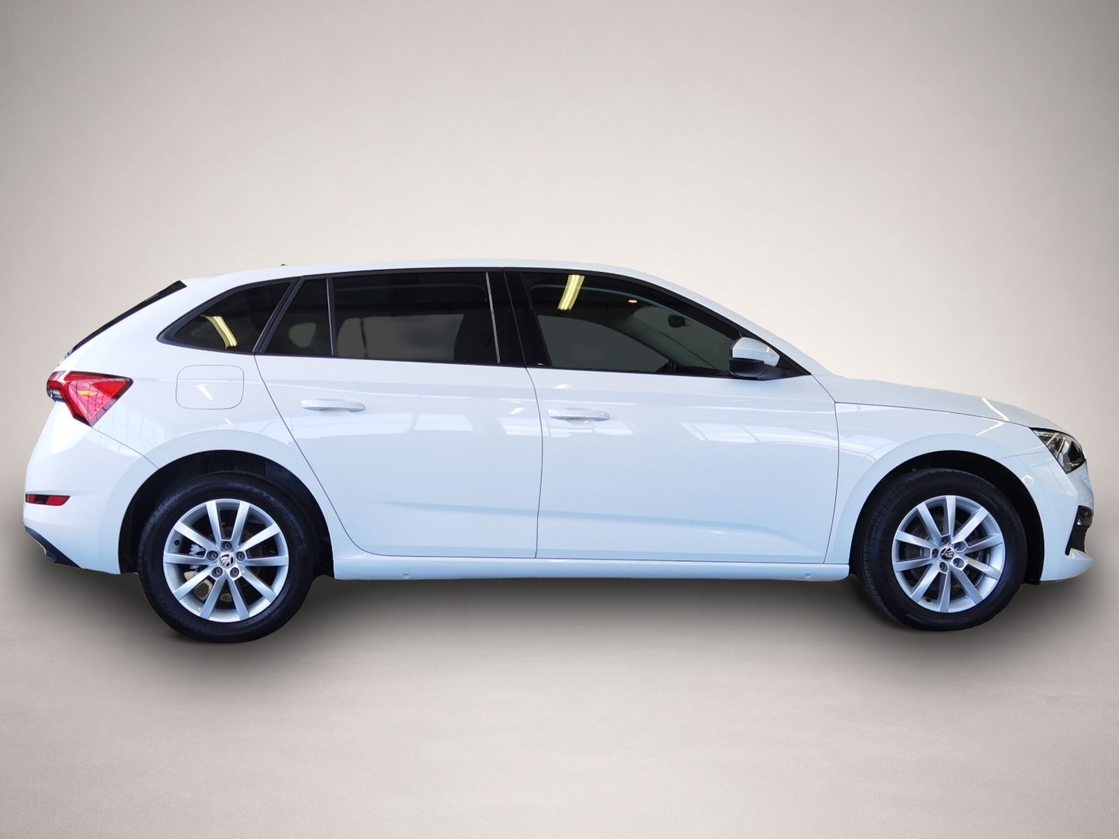 Skoda Scala (03/2022, Benzin)