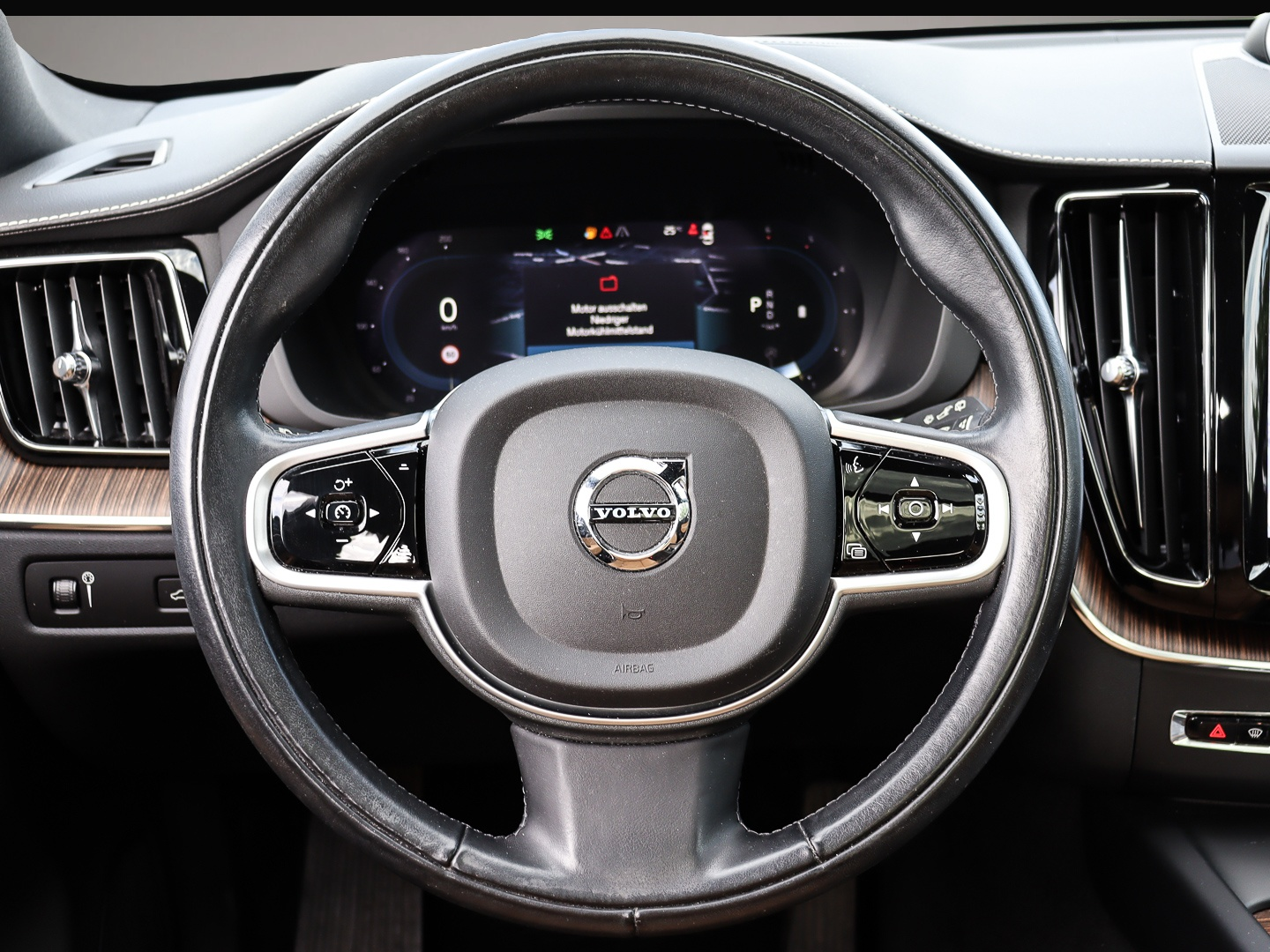 Volvo XC60 (06/2022, Diesel)