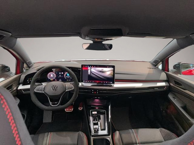 Volkswagen Golf (08/2026, Benzin)