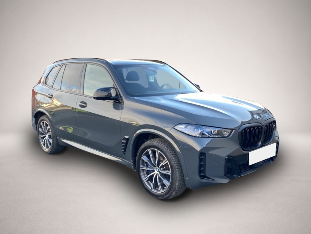 BMW X5 M60 (12/2024, Benzin)