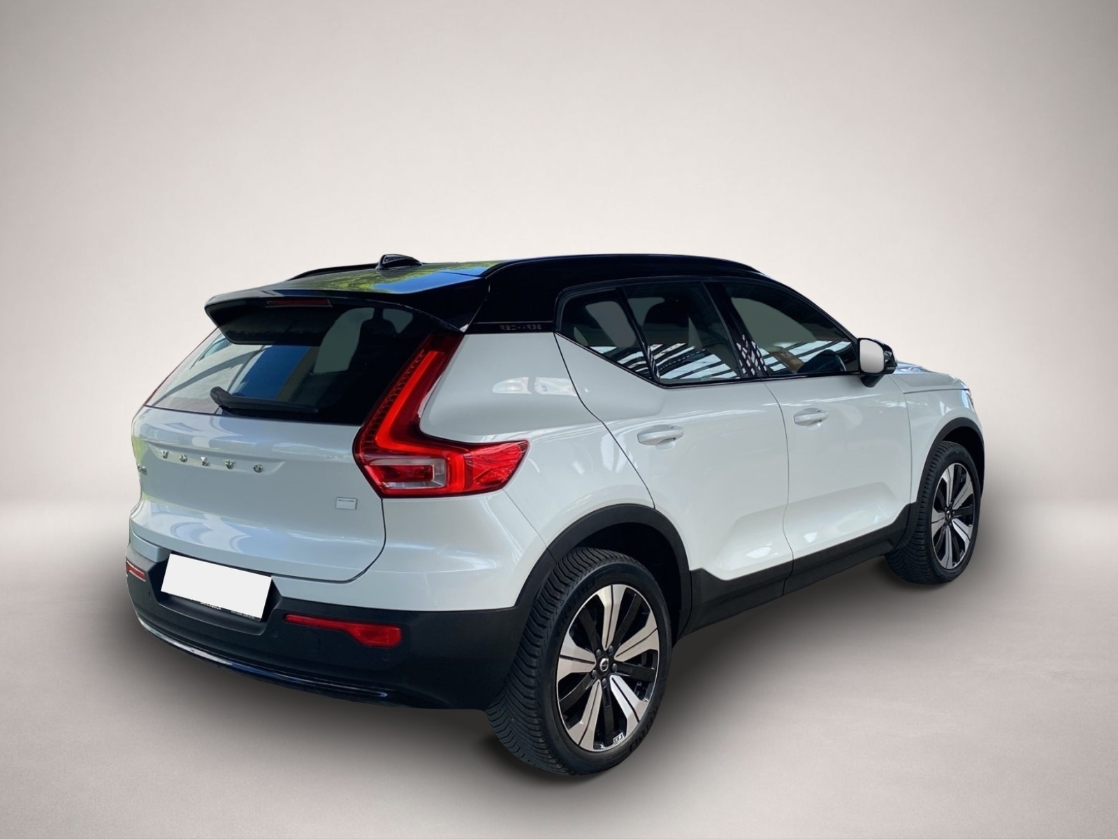 Volvo XC40 (05/2023, ELECTRIC)
