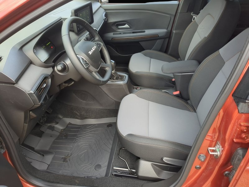 Dacia Jogger (09/2025, Hybrid (Benzin/Elektro))