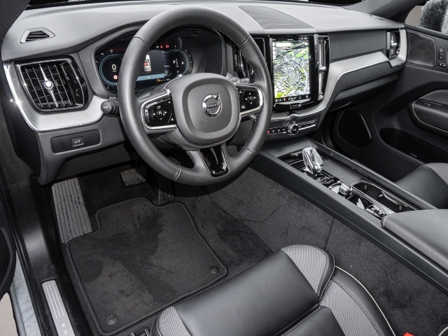 Volvo XC60 (01/2024, Benzin)