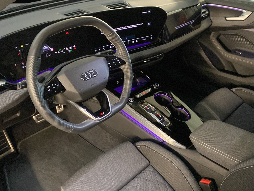 Audi A5 (04/2025, Benzin)