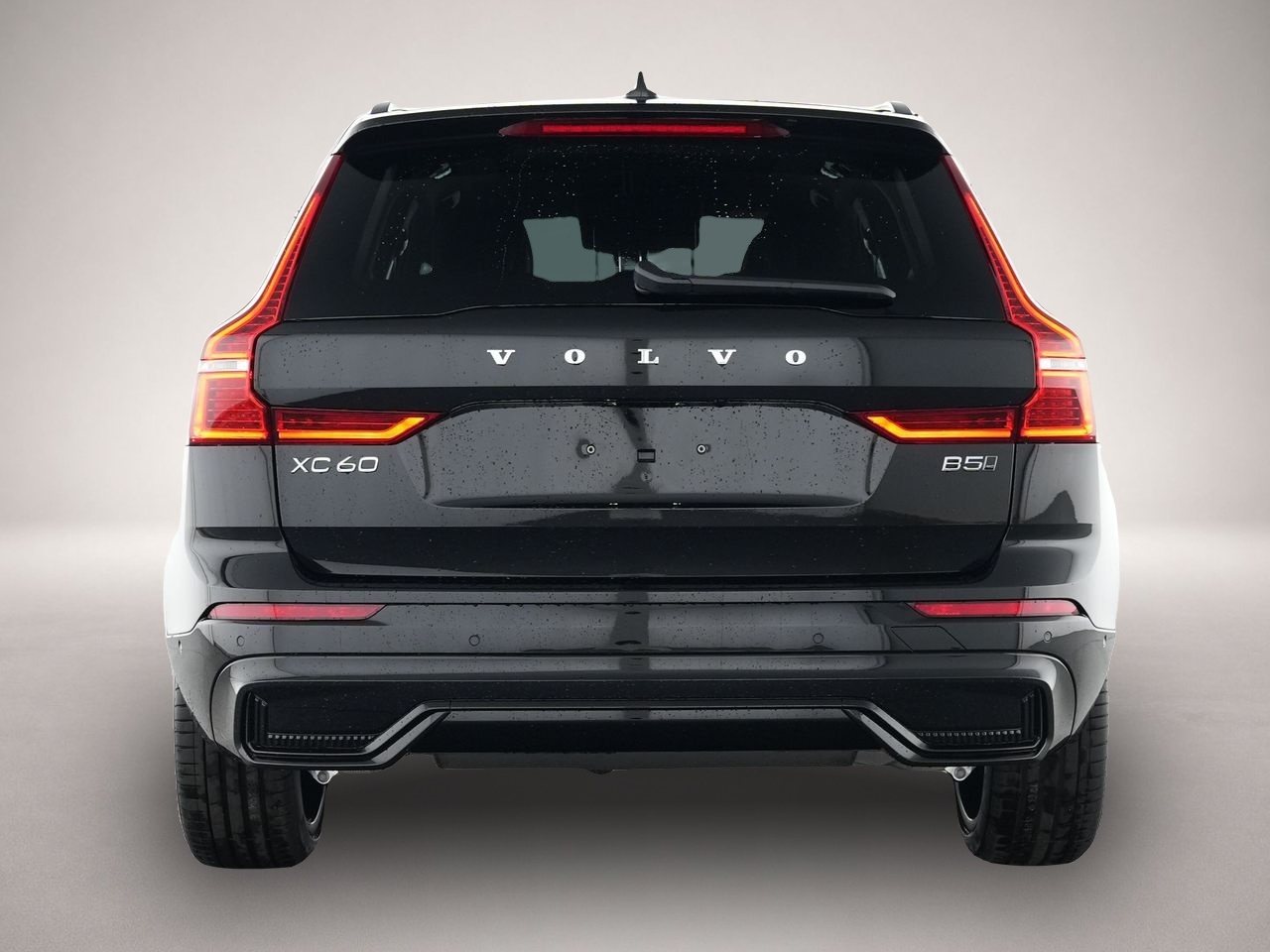 Volvo XC60 (06/2025, Benzin)