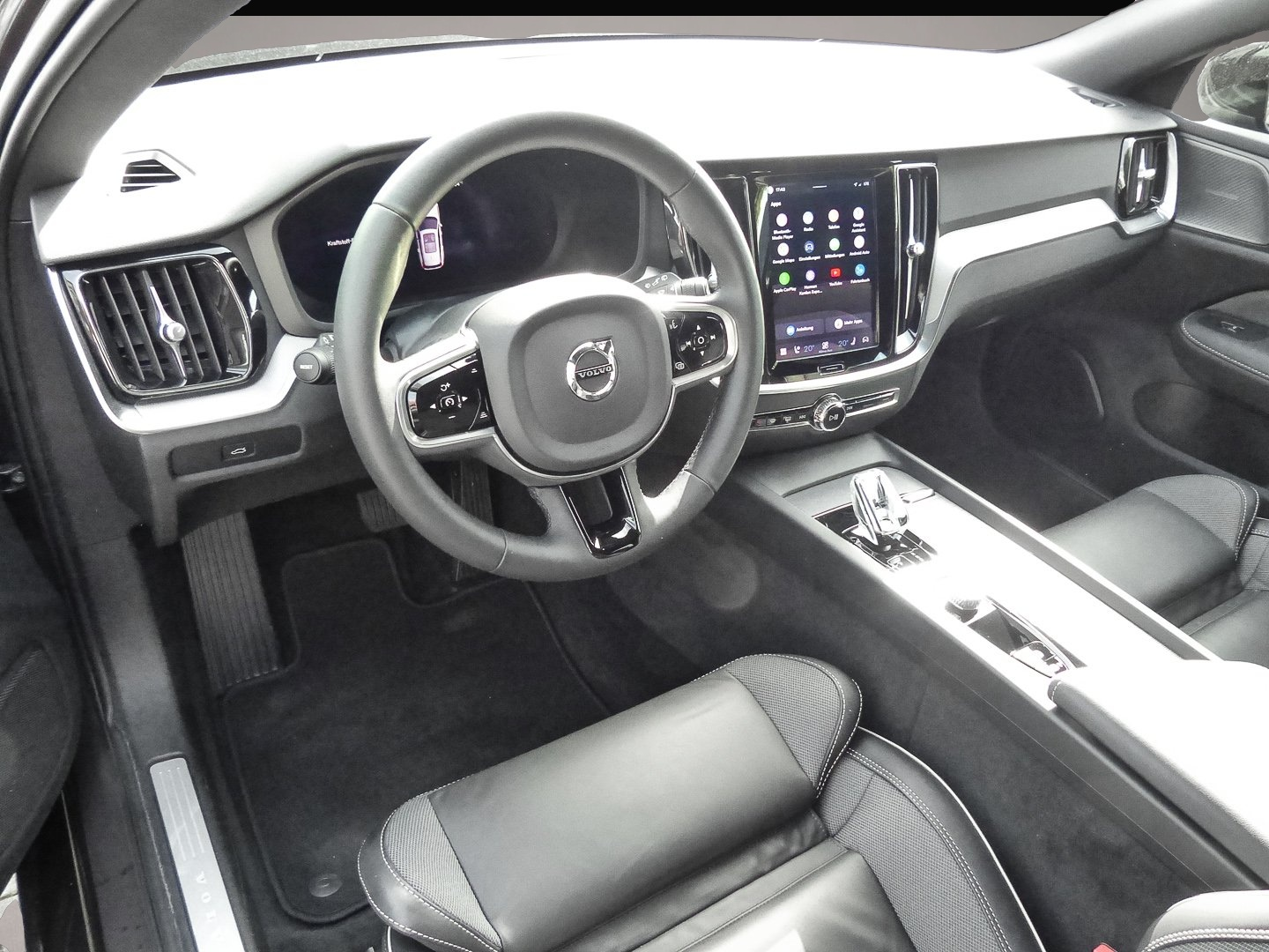 Volvo V60 (05/2023, )