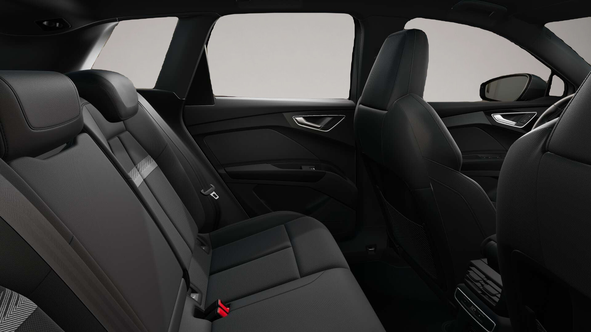 Audi Q4 e-tron (04/2025, ELECTRIC)