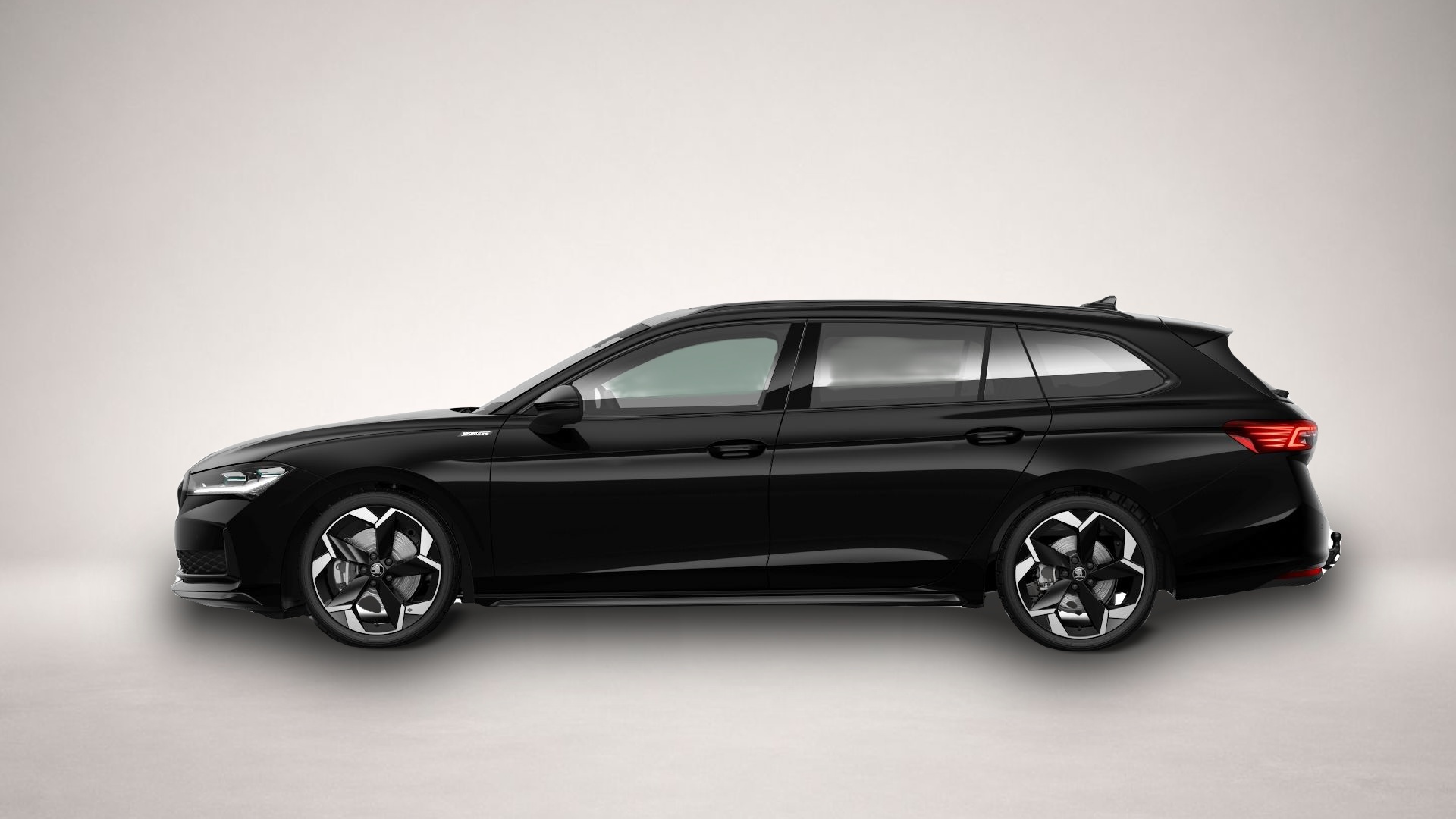 Skoda Superb (02/2026, Benzin)