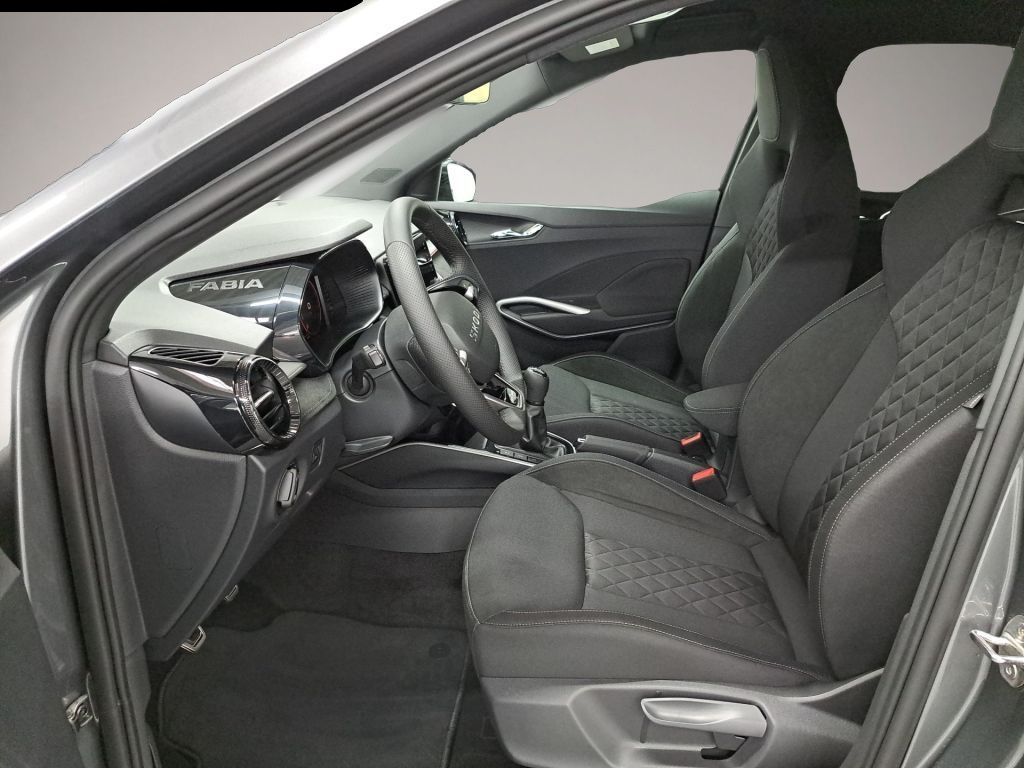 Skoda Fabia (02/2026, Benzin)