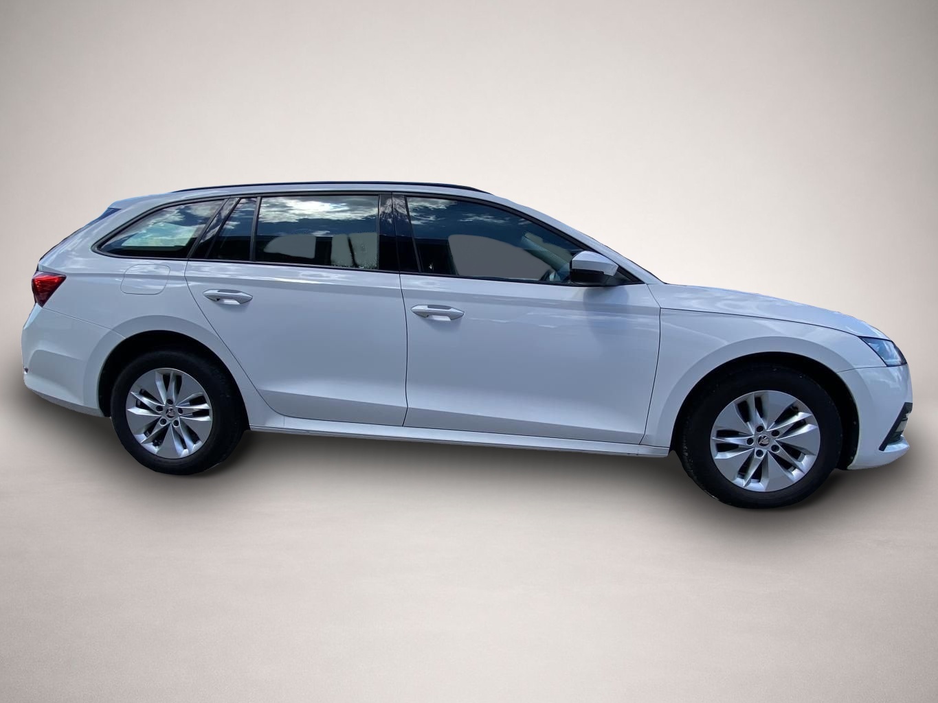 Skoda Octavia (10/2022, )