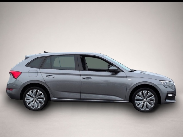 Skoda Scala (09/2022, Benzin)