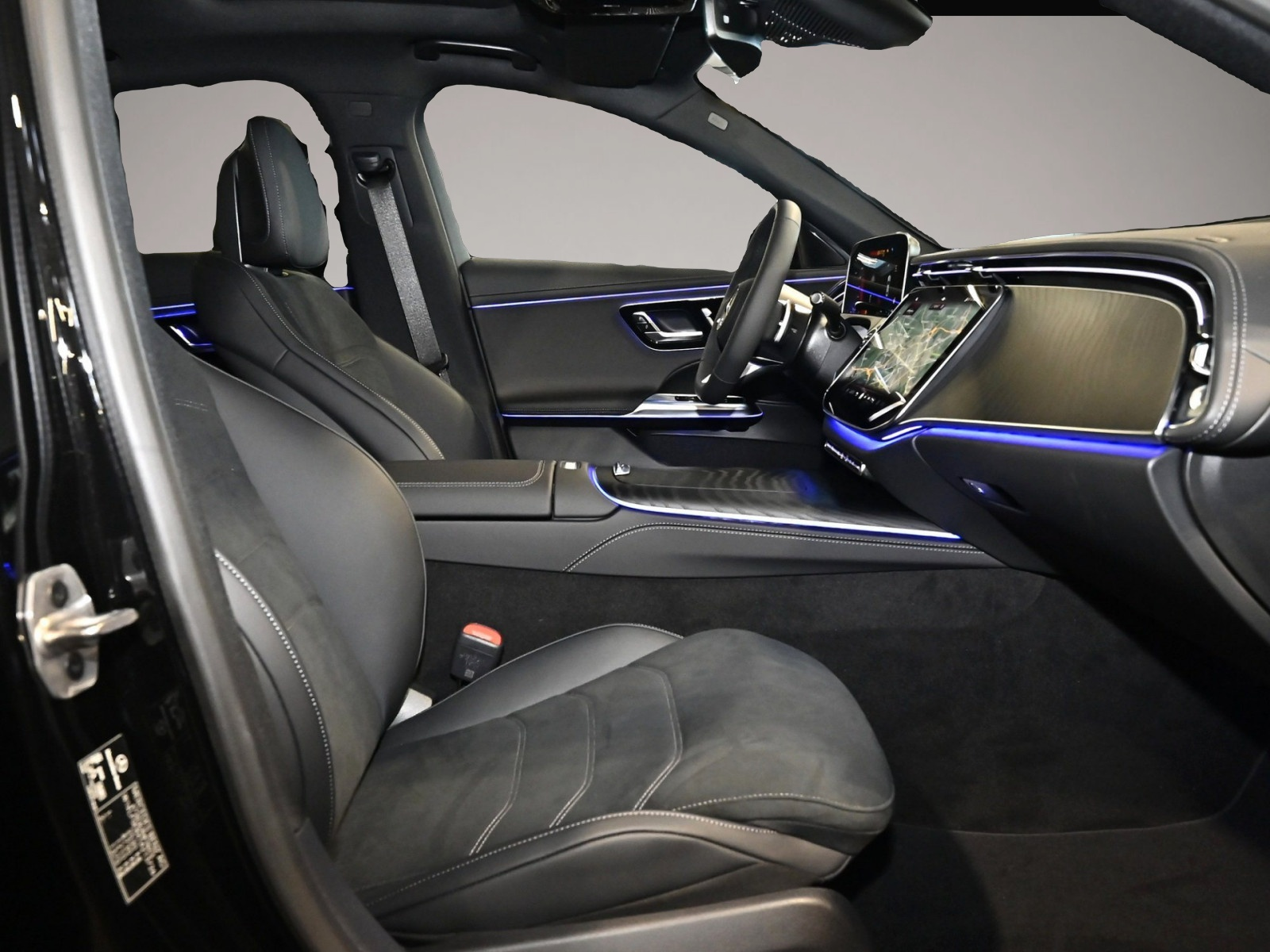 Mercedes-Benz E 220 (12/2025, Diesel)
