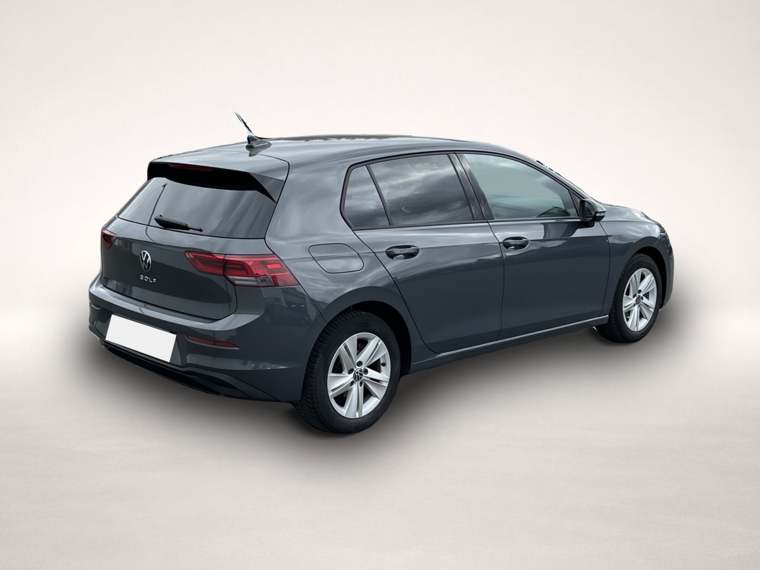 Volkswagen Golf (02/2023, Benzin)