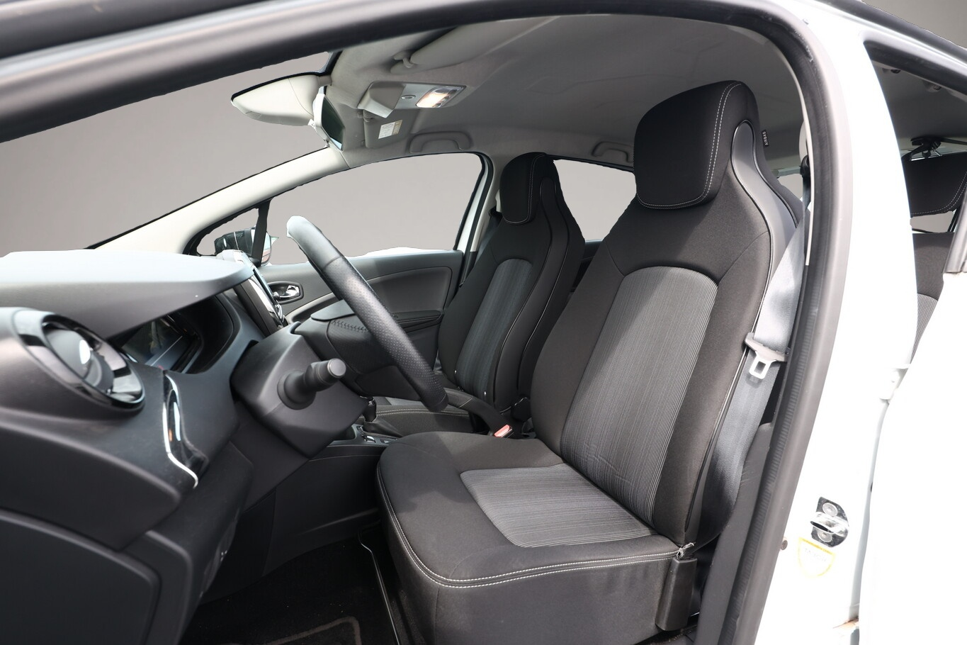 Renault ZOE (10/2018, ELECTRIC)