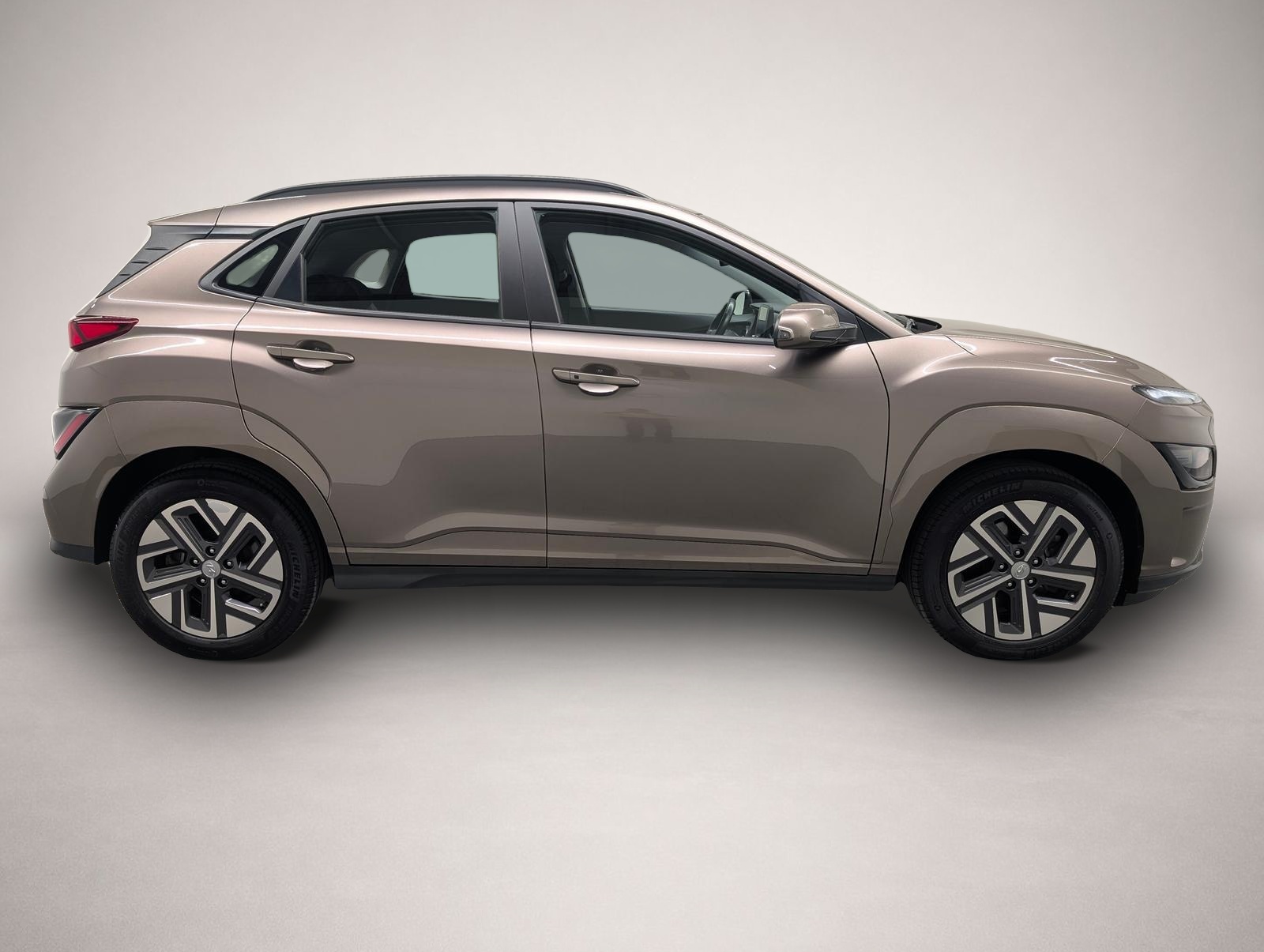 Hyundai KONA (02/2022, ELECTRIC)