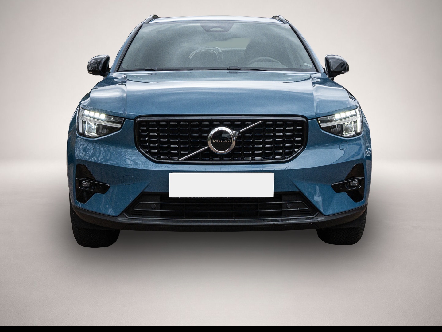 Volvo XC40 (12/2023, Benzin)