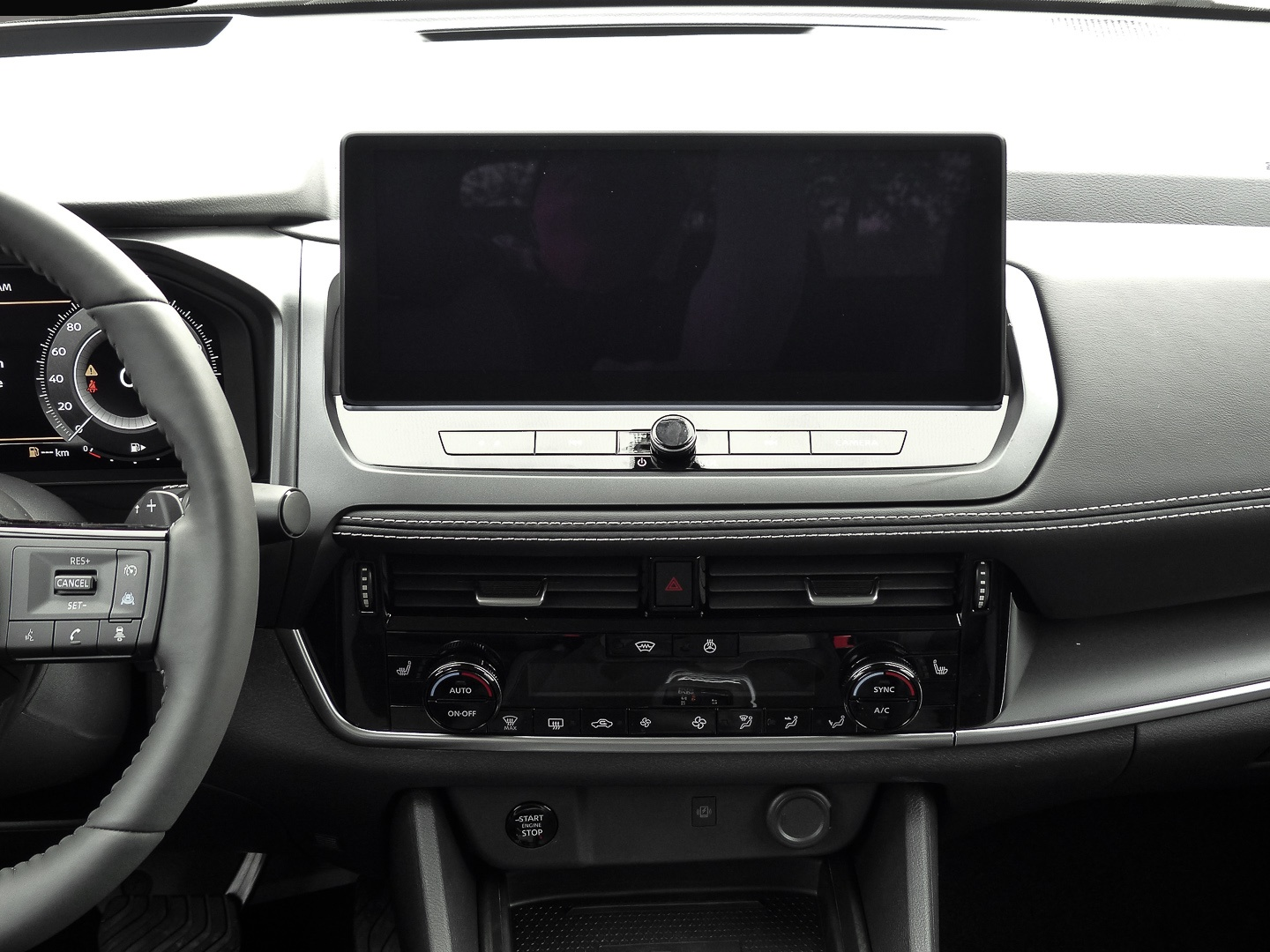 Nissan Qashqai (, Benzin)