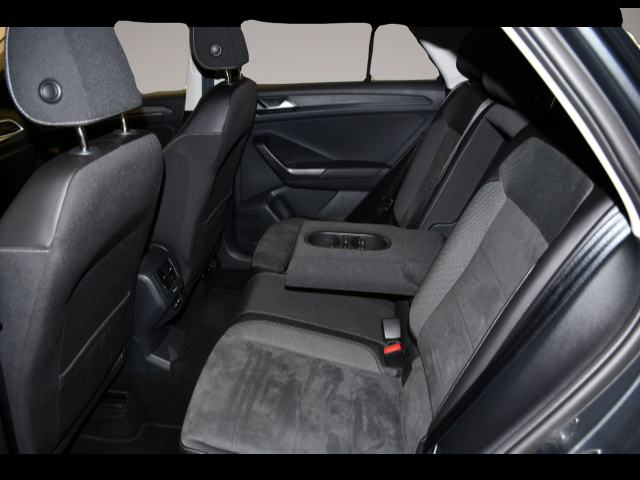 Volkswagen T-Roc (05/2022, )