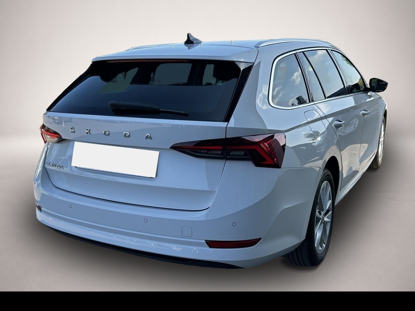 Skoda Octavia (06/2023, )