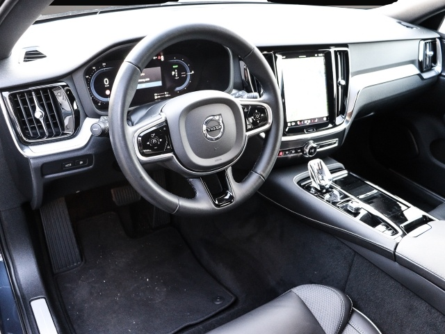 Volvo V60 (12/2022, Hybrid (Benzin/Elektro))