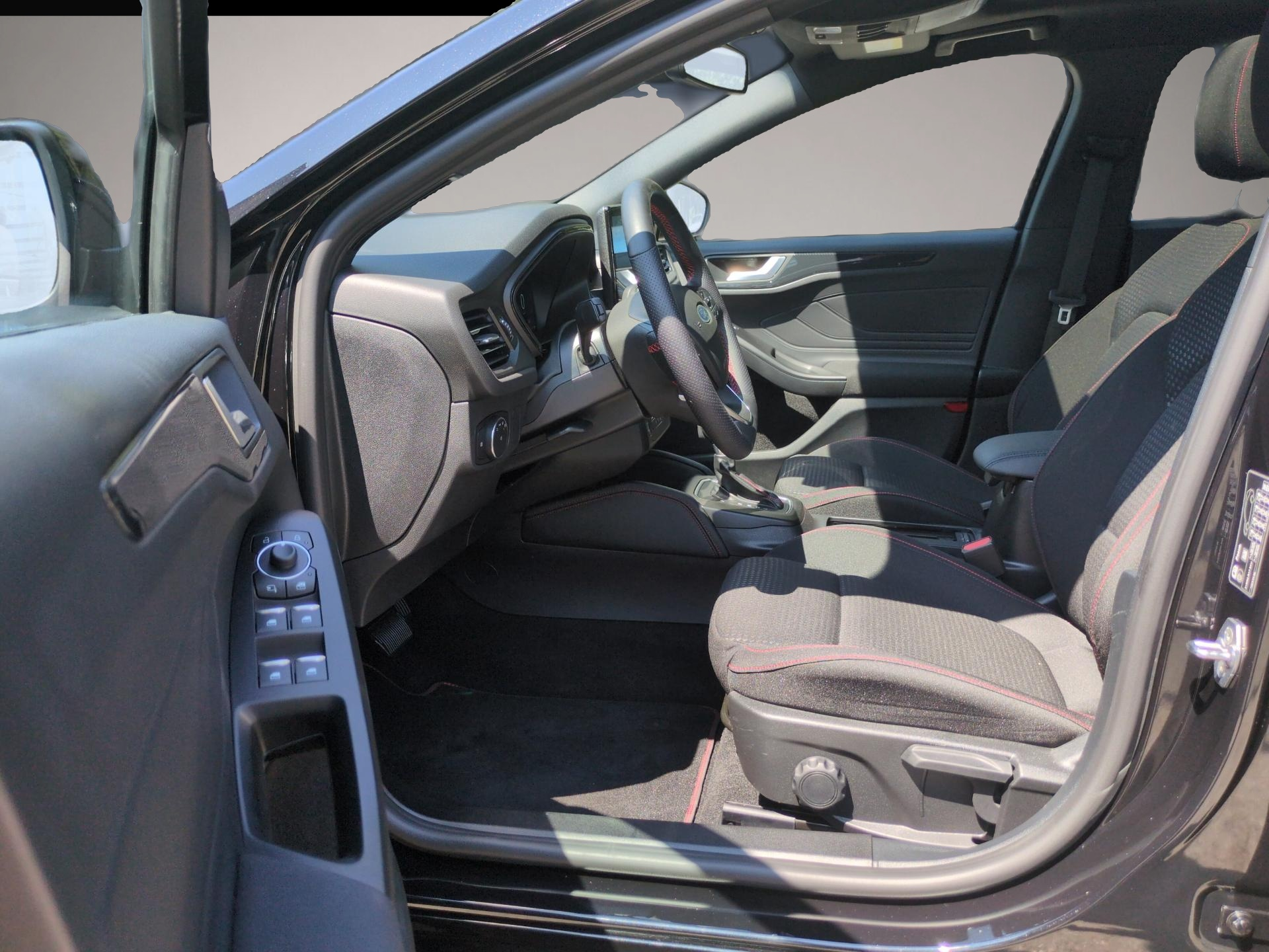 Ford Focus (10/2024, Benzin)