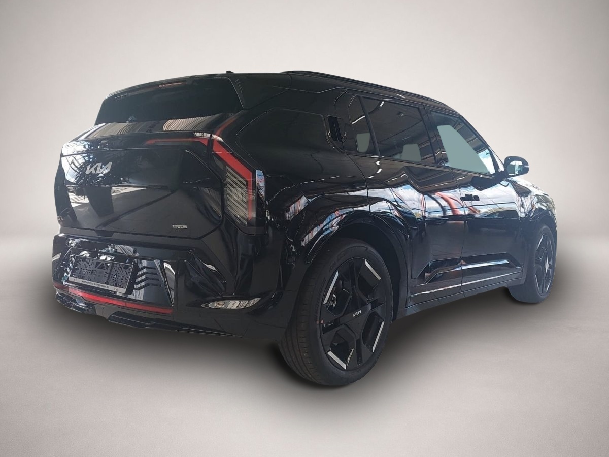 Kia EV3, image 2 of 4
