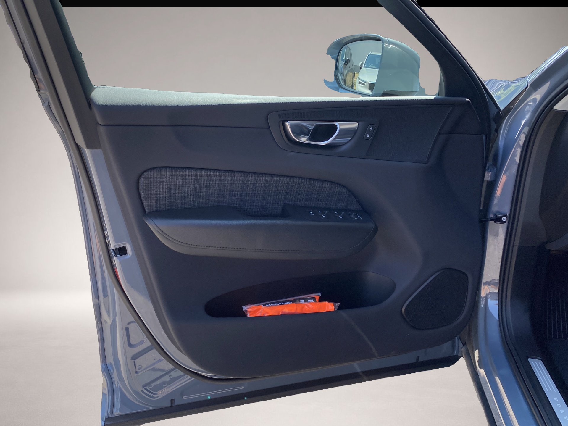 Volvo XC60 (08/2023, Benzin)